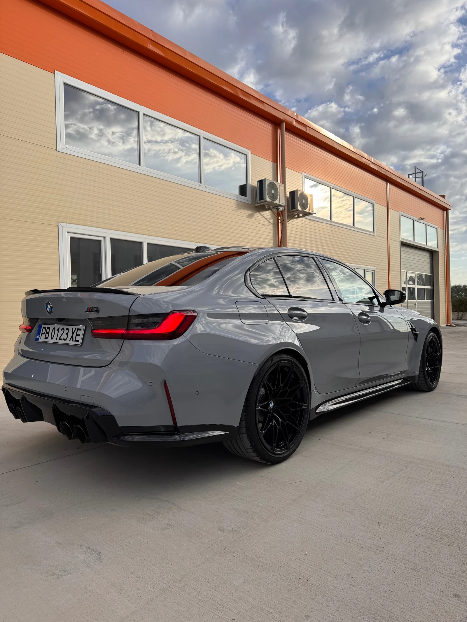 BMW M3 Competition xDrive LCI �������� | Mobile.bg � ����������� 4