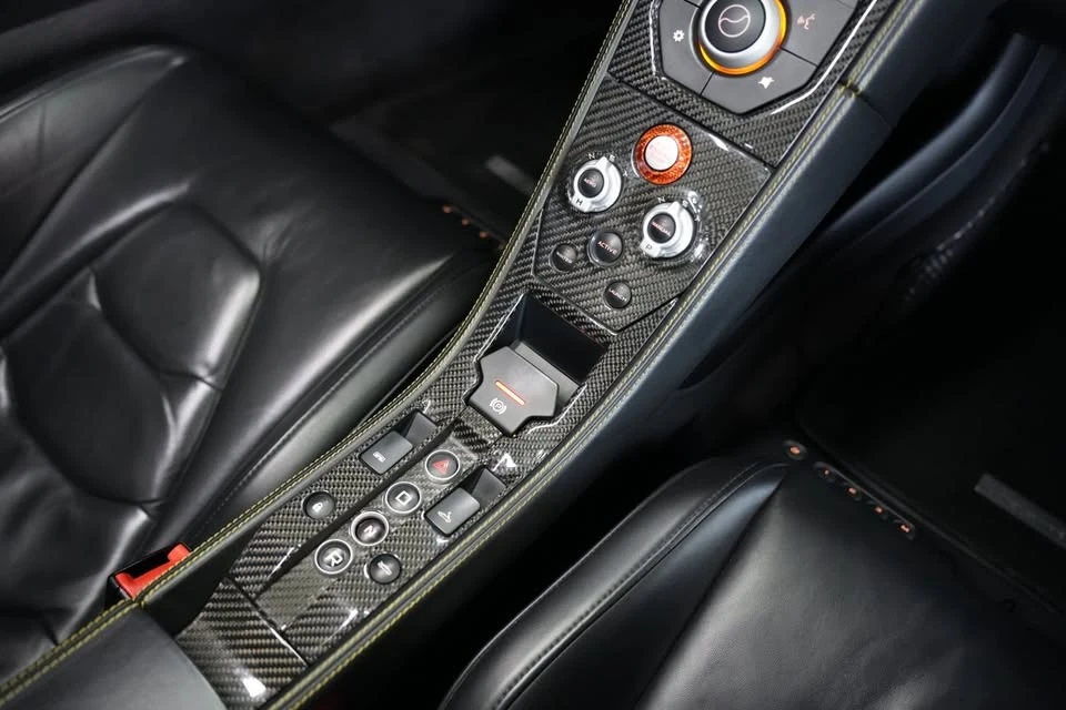 McLaren 650S / CERAMIC / CARBON FIBRE PACKAGE / ���� �� �� | Mobile.bg � ����������� 11