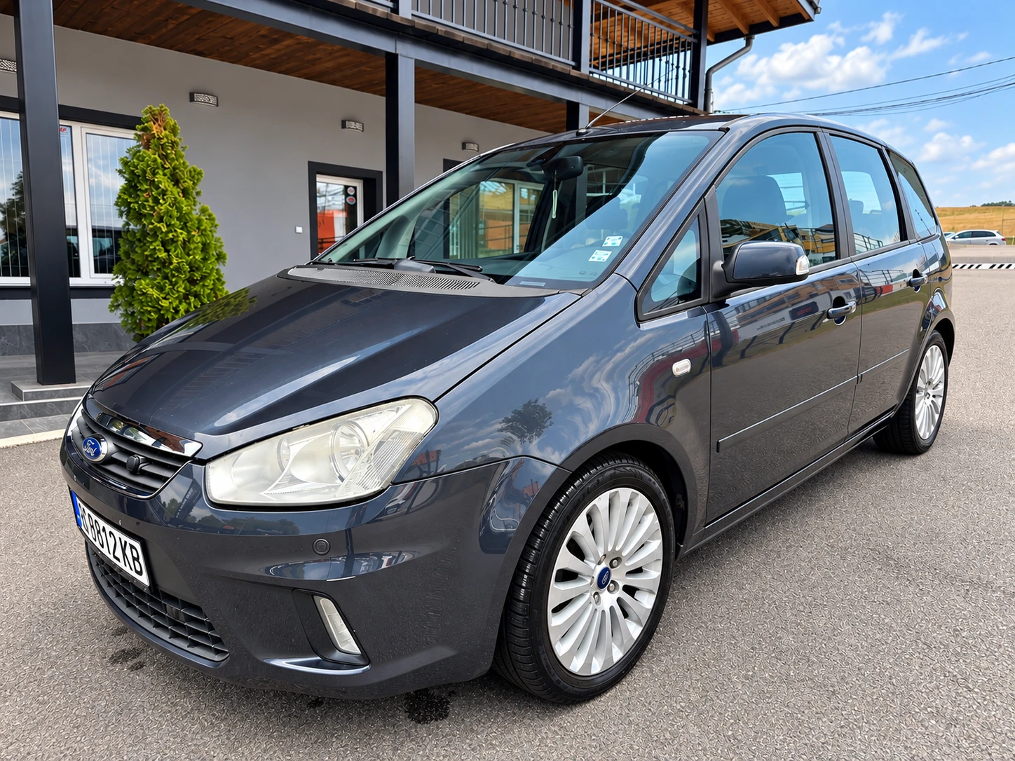 Ford C-max 1.8I (РЕГИСТРИРАН, ОБСЛУЖЕН) 