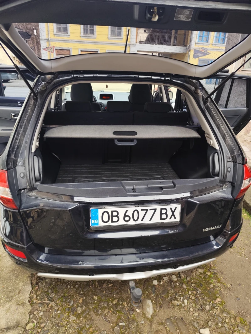 Renault Koleos 2.5, снимка 14 - Автомобили и джипове - 49395168