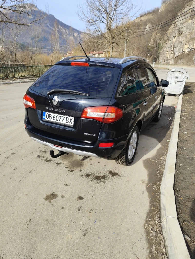 Renault Koleos 2.5, снимка 5 - Автомобили и джипове - 49395168