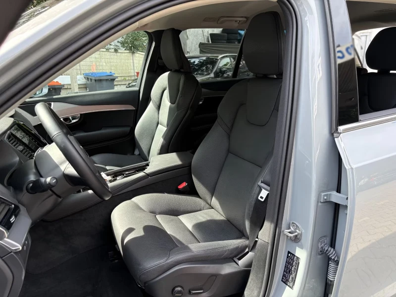 Volvo Xc90 T8/CORE/455HP/MEMORY/DIGITAL/KEYLESS/LED/DAB/659f, снимка 9 - Автомобили и джипове - 51506356