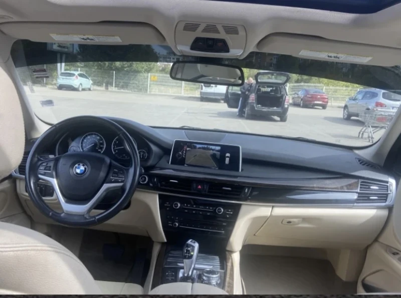 BMW X5  XDRIVE35I 7местен/Панорам!! Обслужен! Head up, снимка 14 - Автомобили и джипове - 52326261