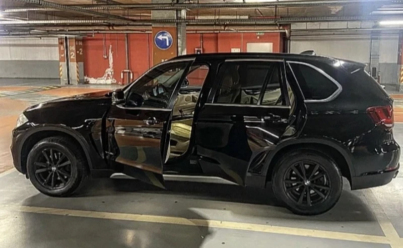 BMW X5  XDRIVE35I 7местен/Панорам!! Обслужен! Head up, снимка 13 - Автомобили и джипове - 52326261