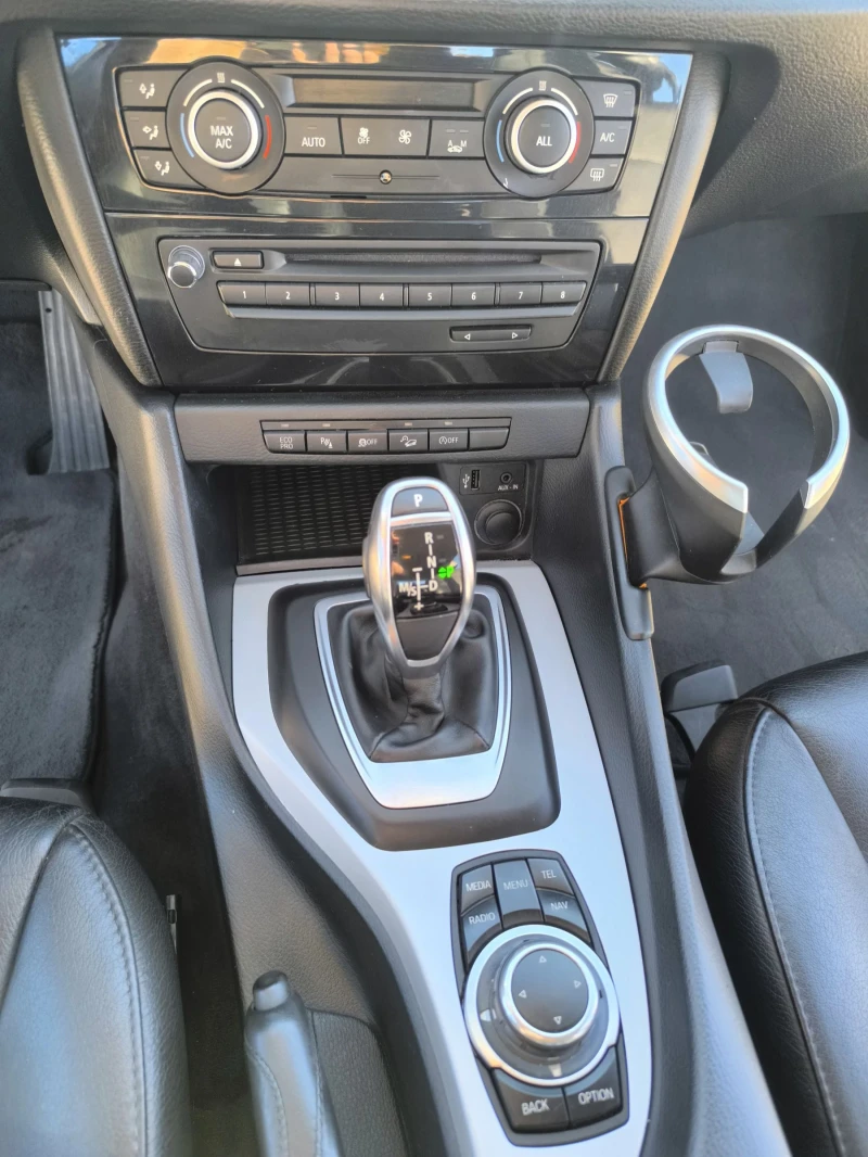 BMW X1 ФЕЙС НАВИ КОЖА X-DRIVE, снимка 10 - Автомобили и джипове - 52202153