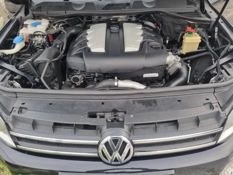 VW Touareg 3.0Tdi Facelift, снимка 14 - Автомобили и джипове - 52658454