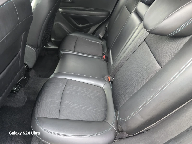 Chevrolet Trax 1.7CDTI, снимка 12 - Автомобили и джипове - 52877620