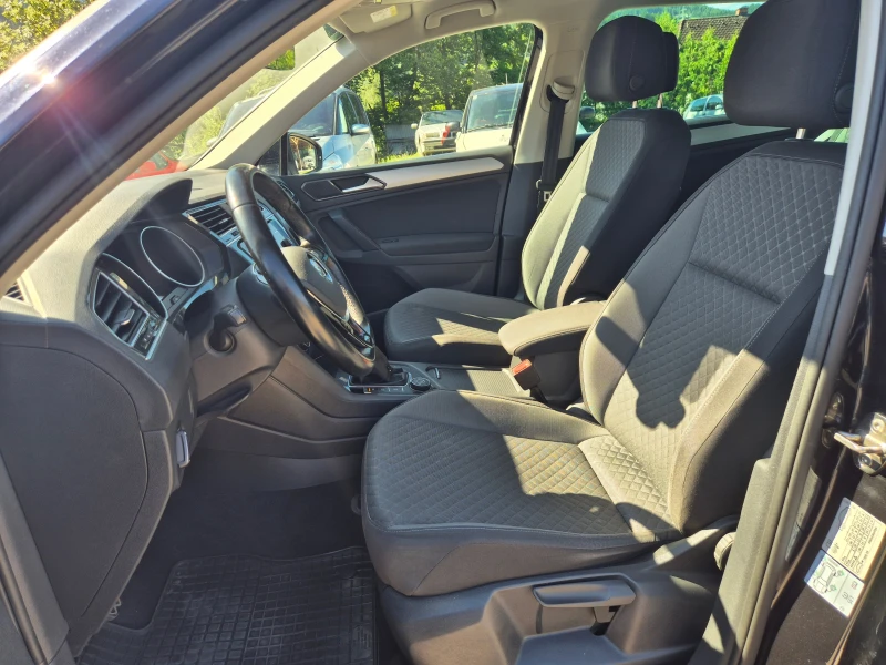 VW Tiguan, снимка 12 - Автомобили и джипове - 52944762