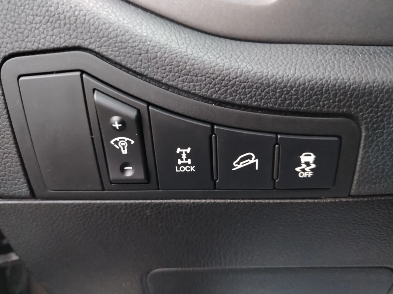 Kia Sportage 2.0-163 КС НАВИ, КОЖА, АВТОМАТИК, ПАНОРАМА 4х4, снимка 16 - Автомобили и джипове - 53192979