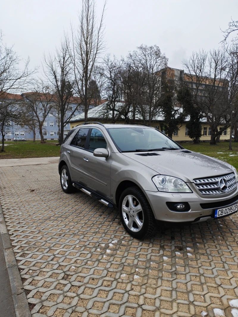 Mercedes-Benz ML 320 CDI Airmatic, снимка 2 - Автомобили и джипове - 53210203
