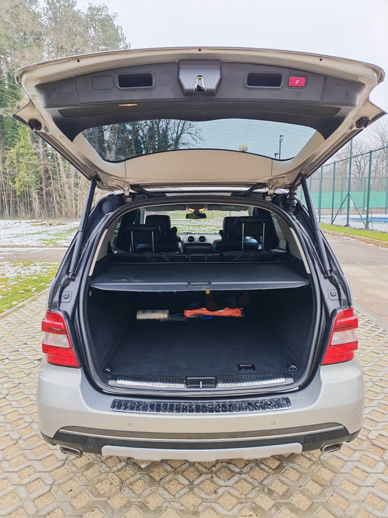 Mercedes-Benz ML 320 CDI Airmatic, снимка 9 - Автомобили и джипове - 53210203