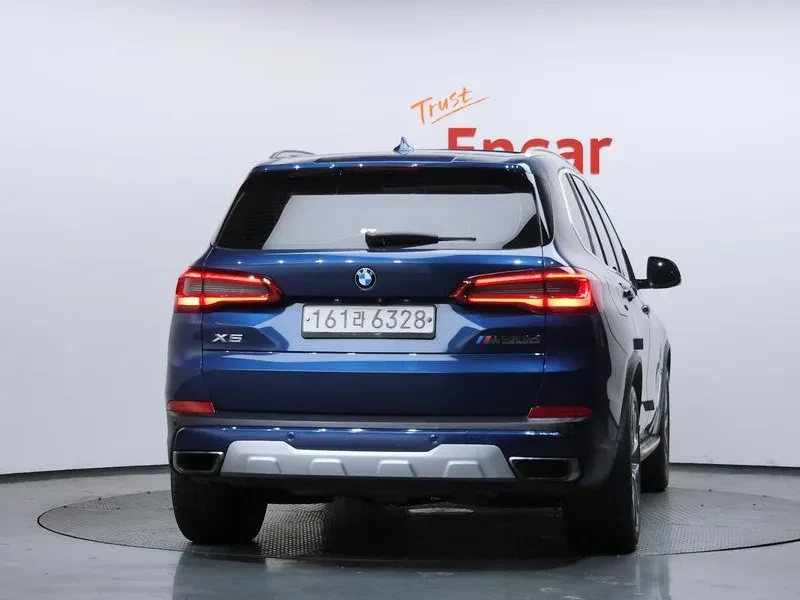 BMW X5 xDrive 30D Xline - изображение 4