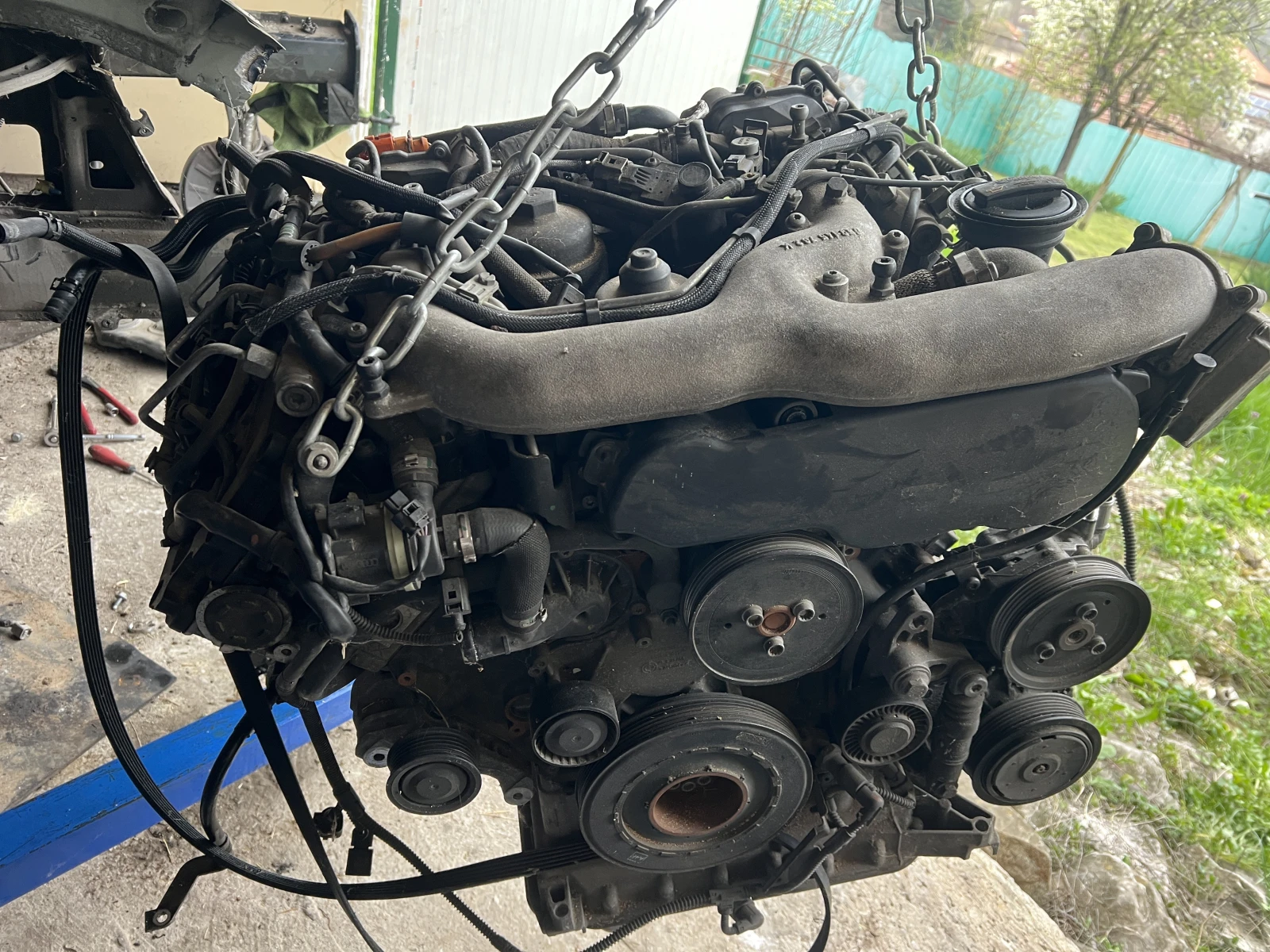 VW Touareg 3.0 tdi, снимка 4 - Автомобили и джипове - 53001061