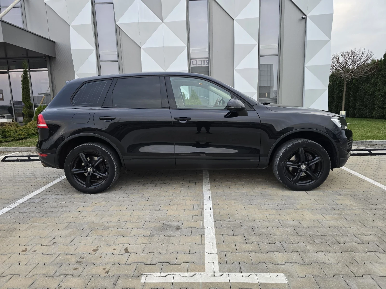 VW Touareg 3.0Tdi Facelift - изображение 3