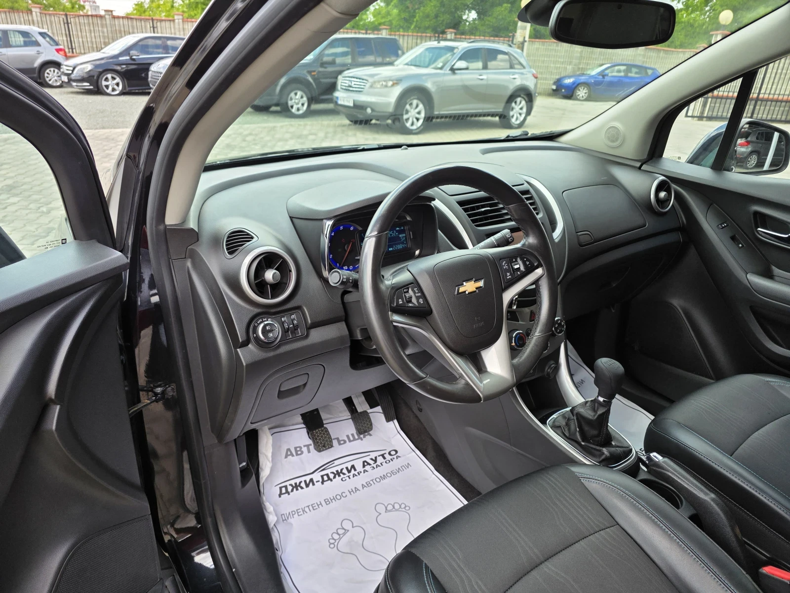 Chevrolet Trax 1.7CDTI, снимка 7 - Автомобили и джипове - 52877620