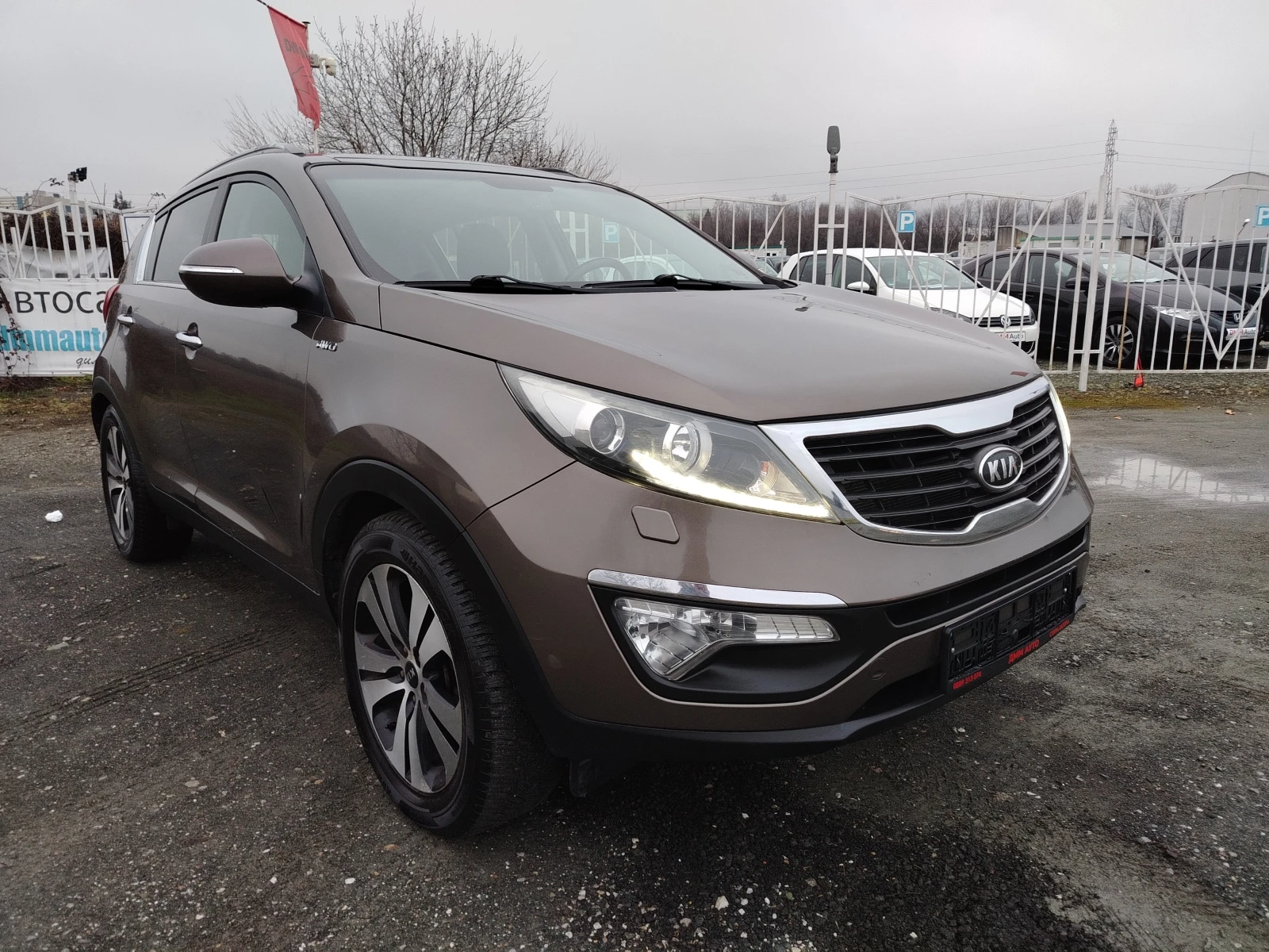Kia Sportage 2.0-163 КС НАВИ, КОЖА, АВТОМАТИК, ПАНОРАМА 4х4 - изображение 3