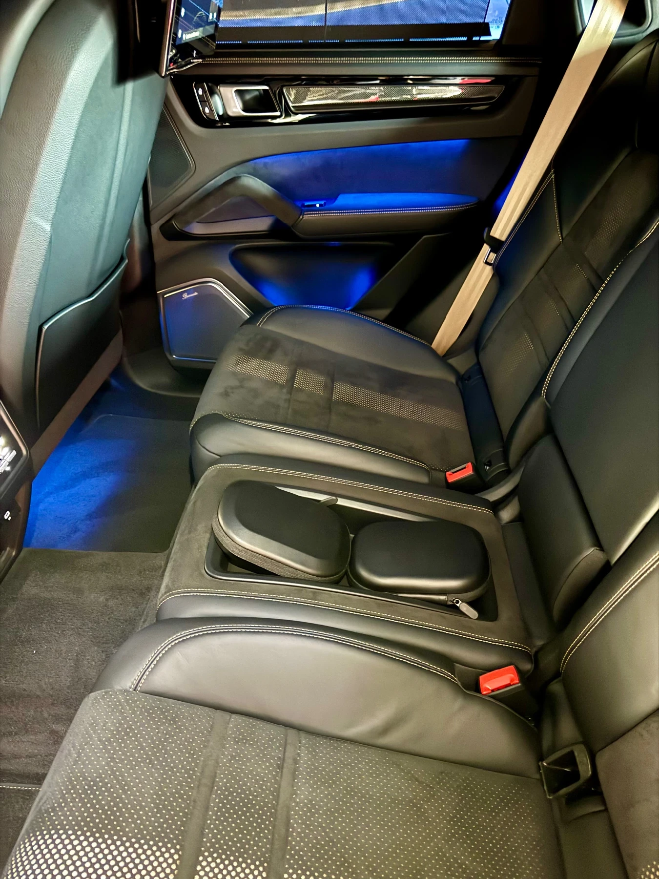 Porsche Cayenne Turbo GT, снимка 8 - Автомобили и джипове - 53460239