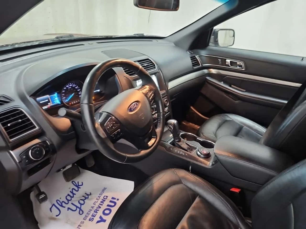 Ford Explorer * XLT * ПОДГРЕВ * ОТ ПРЕДСТАВИТЕЛСТВО , снимка 9 - Автомобили и джипове - 54122704