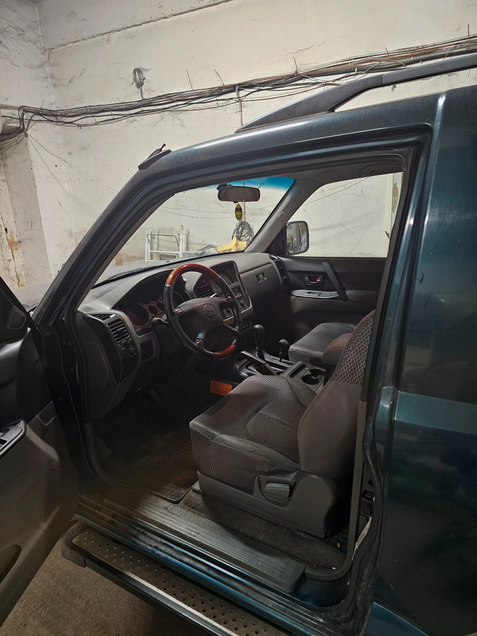 Mitsubishi Pajero, снимка 3 - Автомобили и джипове - 54542880