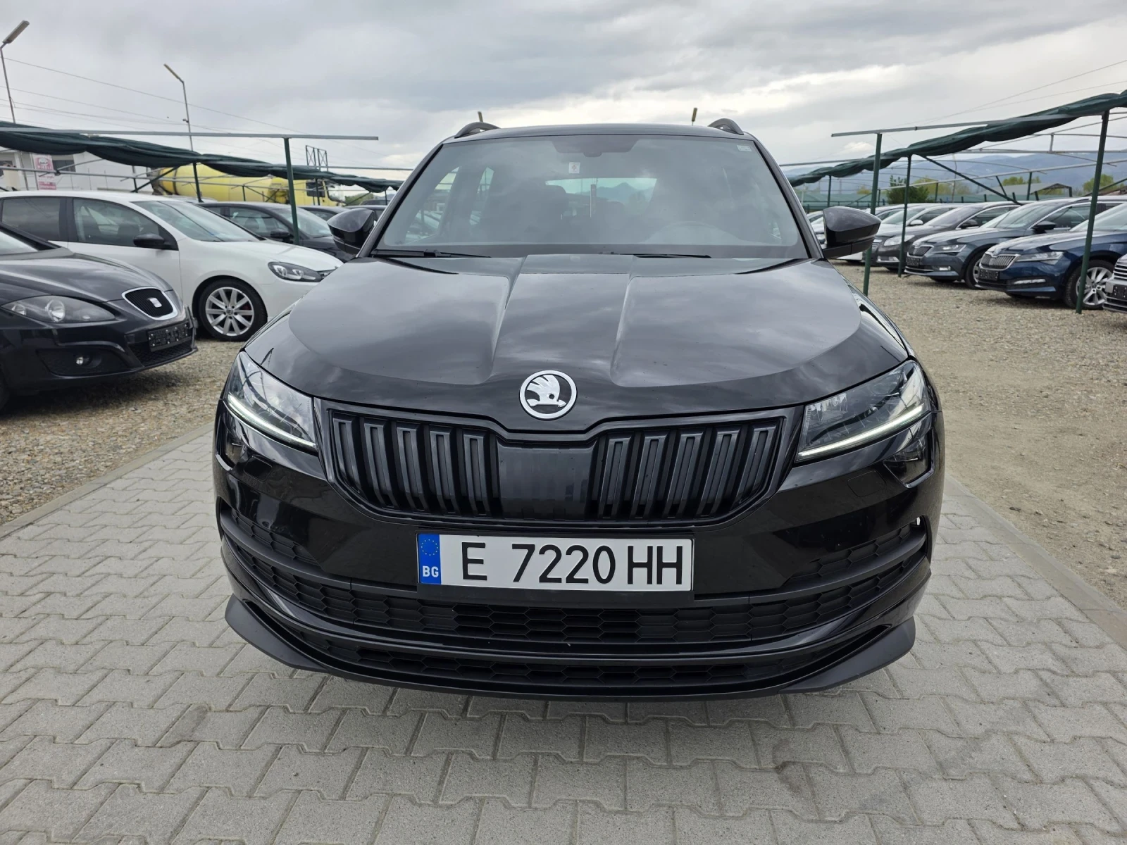 Skoda Karoq 1.6TDi SPORT LINE Лизинг, снимка 2 - Автомобили и джипове - 54438468