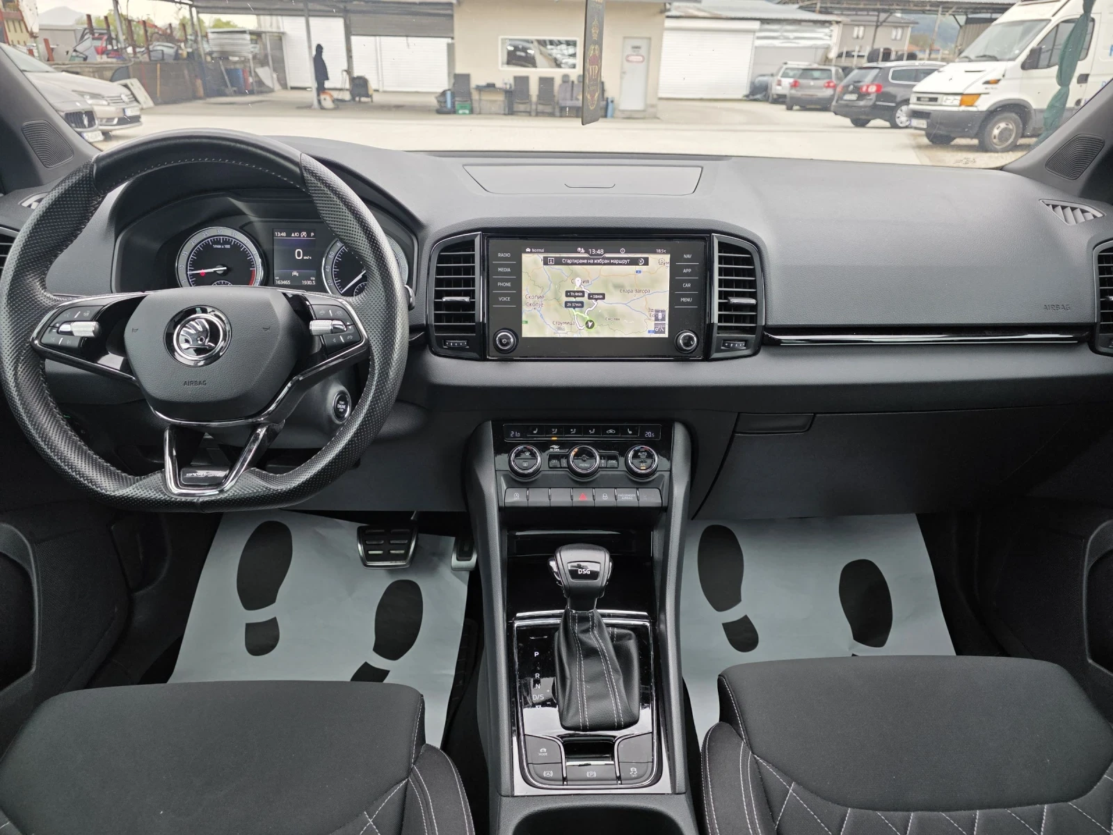 Skoda Karoq 1.6TDi SPORT LINE Лизинг, снимка 10 - Автомобили и джипове - 54438468