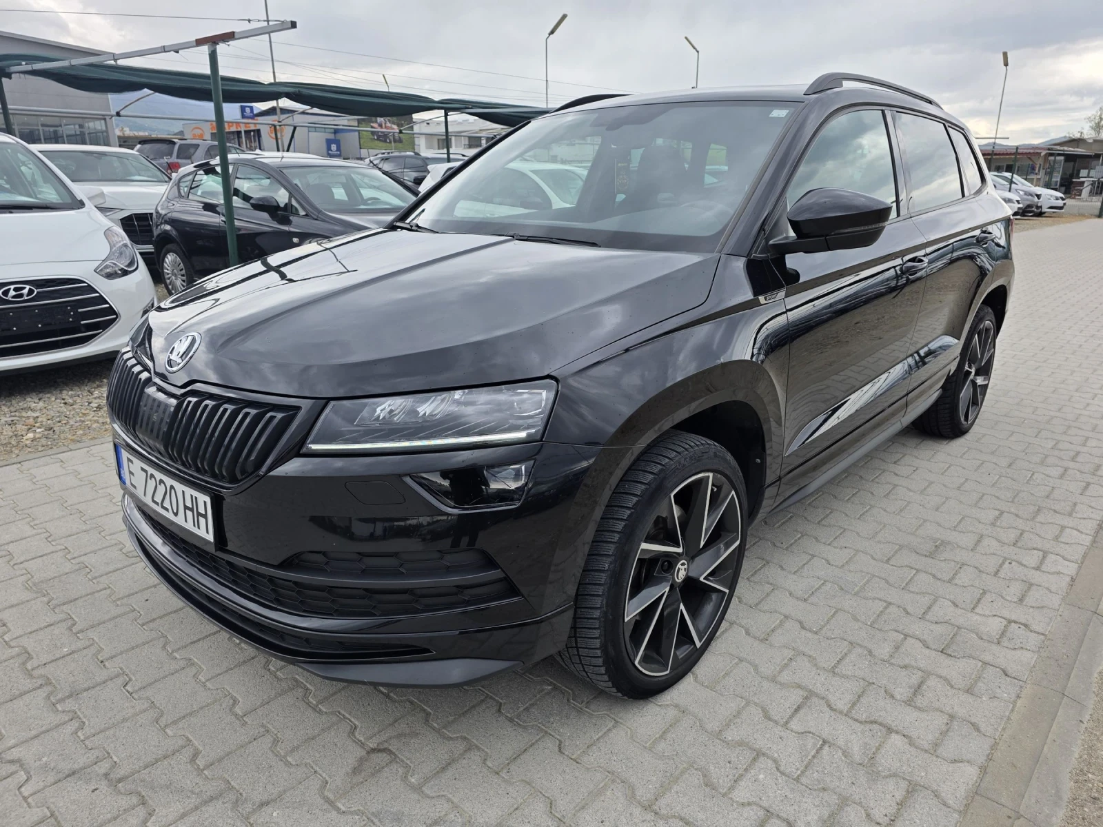 Skoda Karoq 1.6TDi SPORT LINE Лизинг, снимка 3 - Автомобили и джипове - 54438468