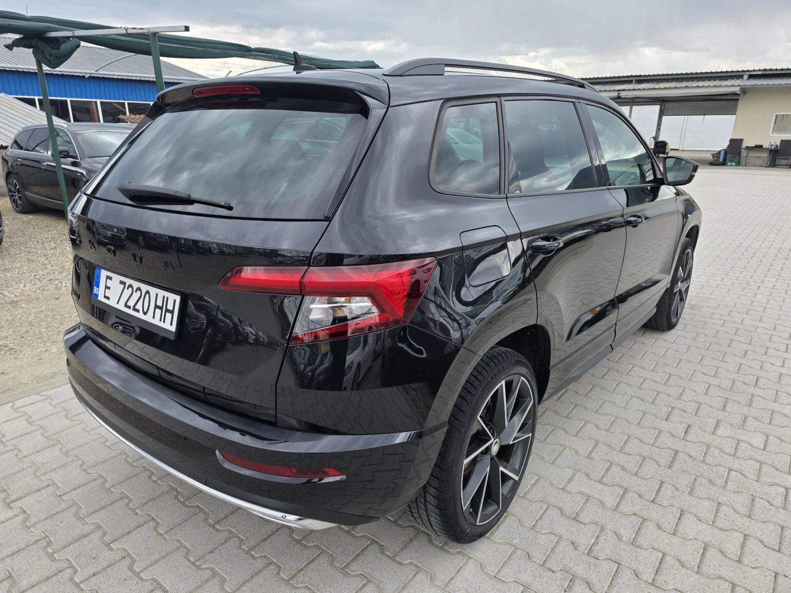 Skoda Karoq 1.6TDi SPORT LINE Лизинг, снимка 7 - Автомобили и джипове - 54438468