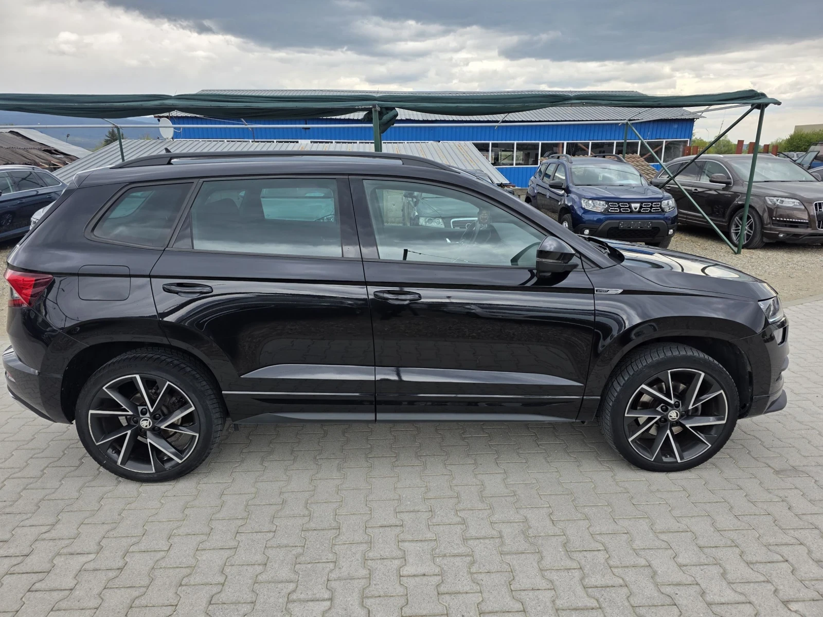 Skoda Karoq 1.6TDi SPORT LINE Лизинг, снимка 8 - Автомобили и джипове - 54438468