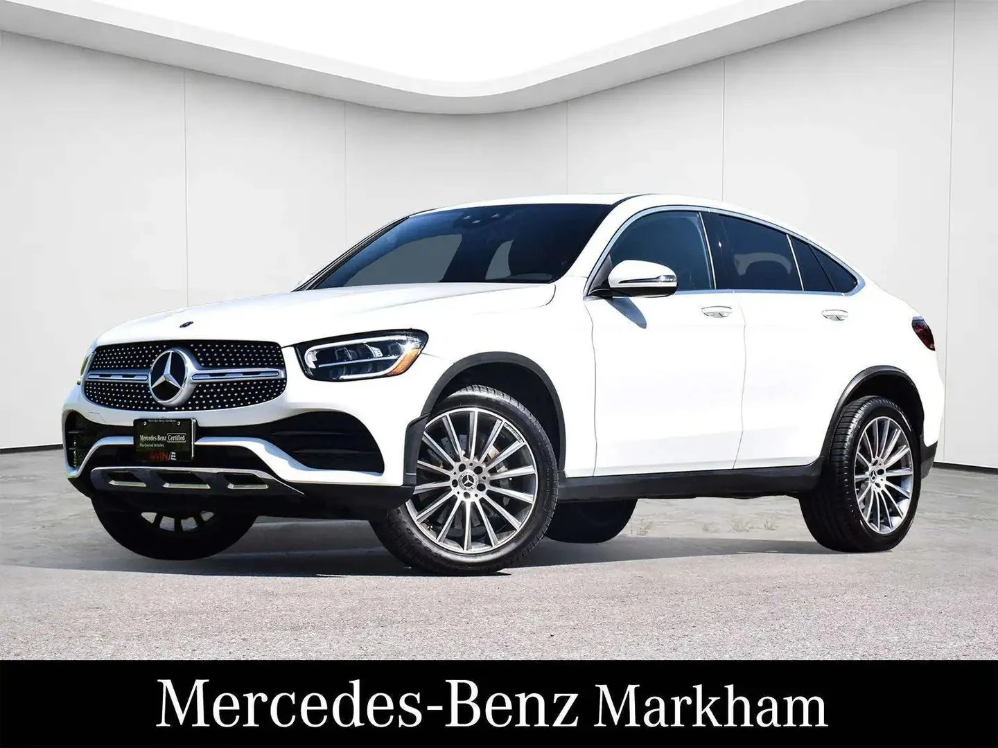 Mercedes-Benz GLC 300 4MATIC AMG PREMIUM PKG ЦЕНА ДО БЪЛГАРИЯ АВТОКРЕДИТ