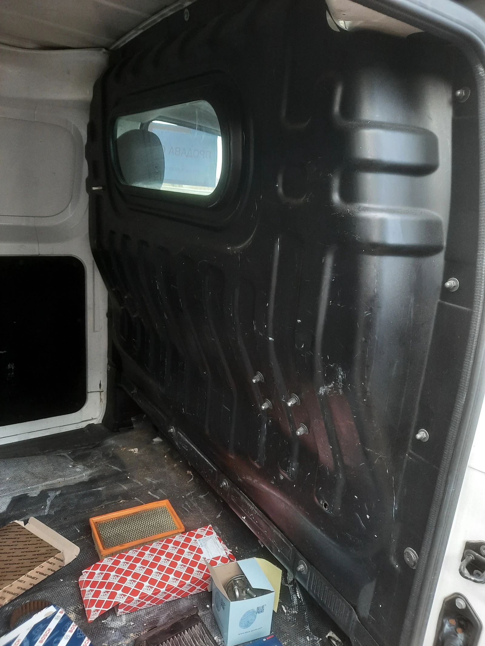 Nissan NV200 Регистрирана - изображение 10