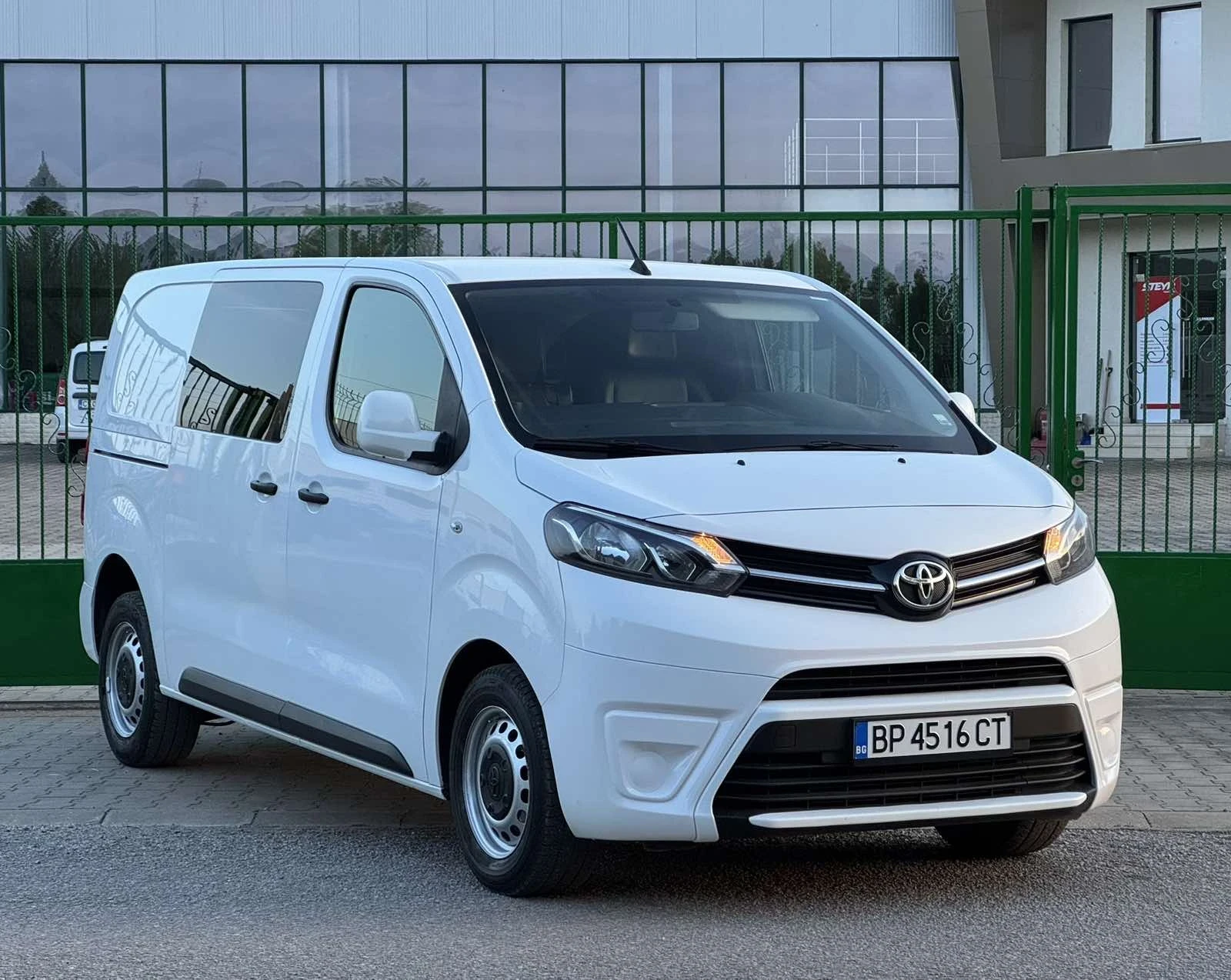 Toyota Proace 2.0D 150к.с * Климатик* * Euro-6* 
