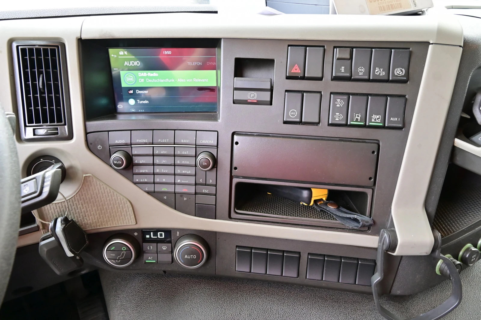 Volvo Fm, снимка 12 - Камиони - 55099140