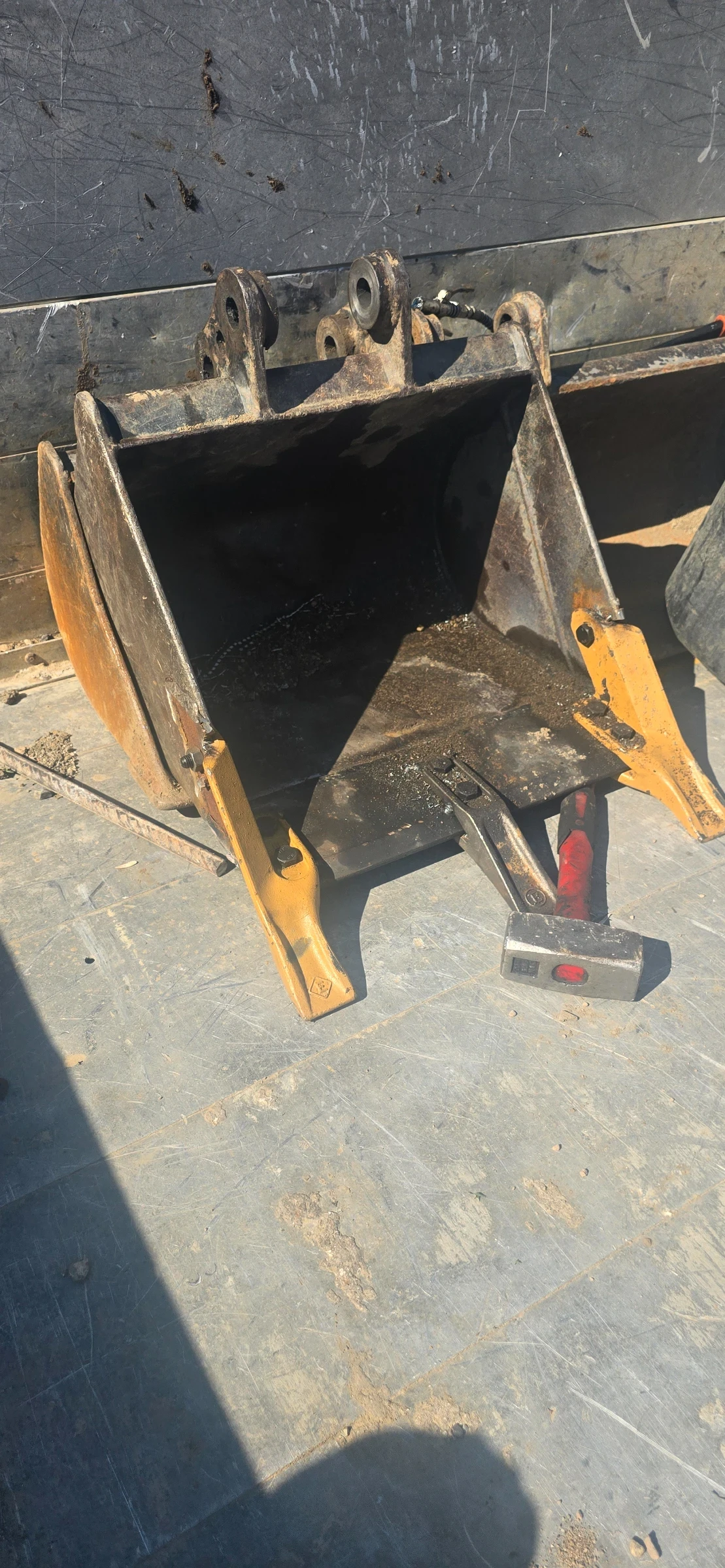  JCB | Mobile.bg   13