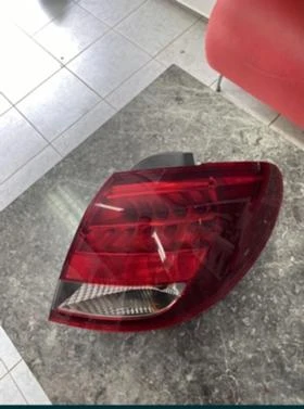 Mercedes B classW246 заден десен стоп, снимка 2
