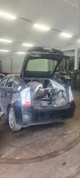 Toyota Prius 1.8 Hybrid  2ZRR   САМО НА ЧАСТИ , снимка 5