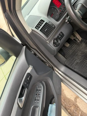 VW Touran 2.0 170 Highline , снимка 4