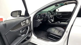 Mercedes-Benz E 300 4MATIC/AMG-LINE/DRIVE-ASSISTS/SUNROOF, снимка 5
