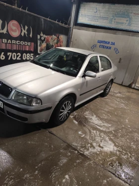Skoda Octavia 1.6 MPI | Auto.bg — изображение 2