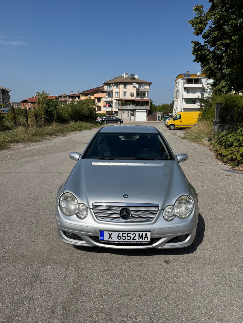 Mercedes-Benz C 220, снимка 1 - Автомобили и джипове - 46177343