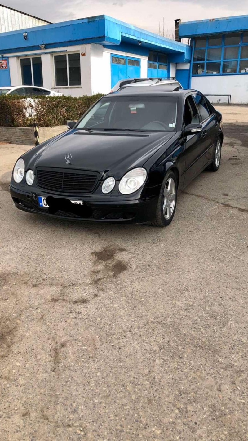 Mercedes-Benz E 270 2.7, снимка 1 - Автомобили и джипове - 46345281
