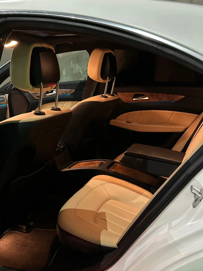 Mercedes-Benz CLS 500 63 AMG пакет Designo, снимка 10 - Автомобили и джипове - 52869477