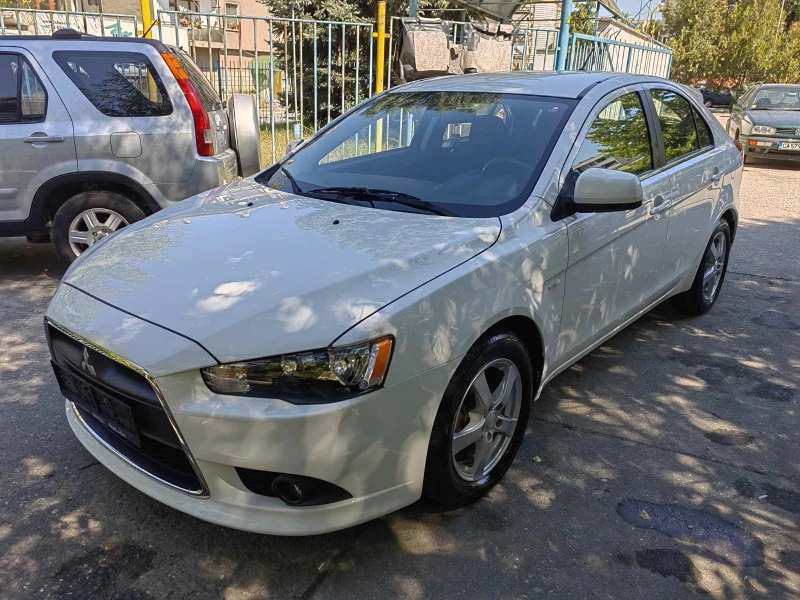 Mitsubishi Lancer 1.8 Sportback , снимка 3 - Автомобили и джипове - 46887813