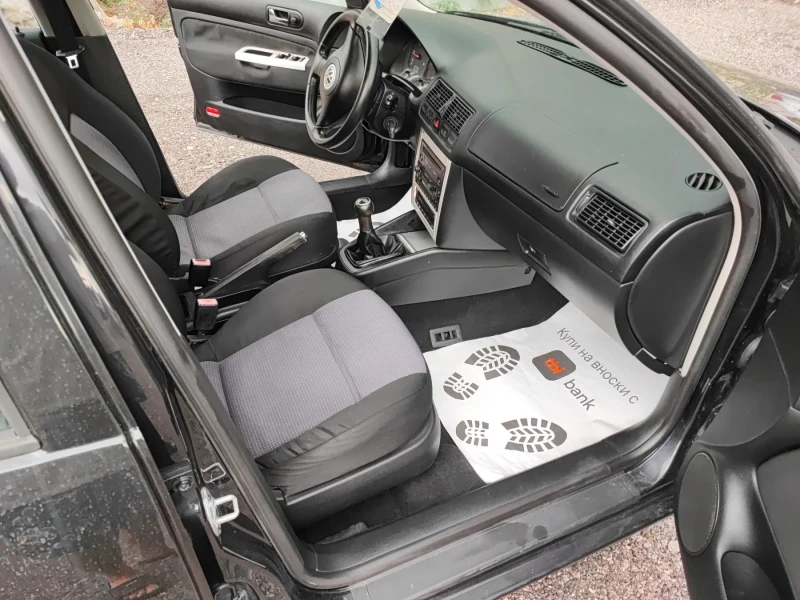 VW Golf 1.9/101, снимка 11 - Автомобили и джипове - 51202319