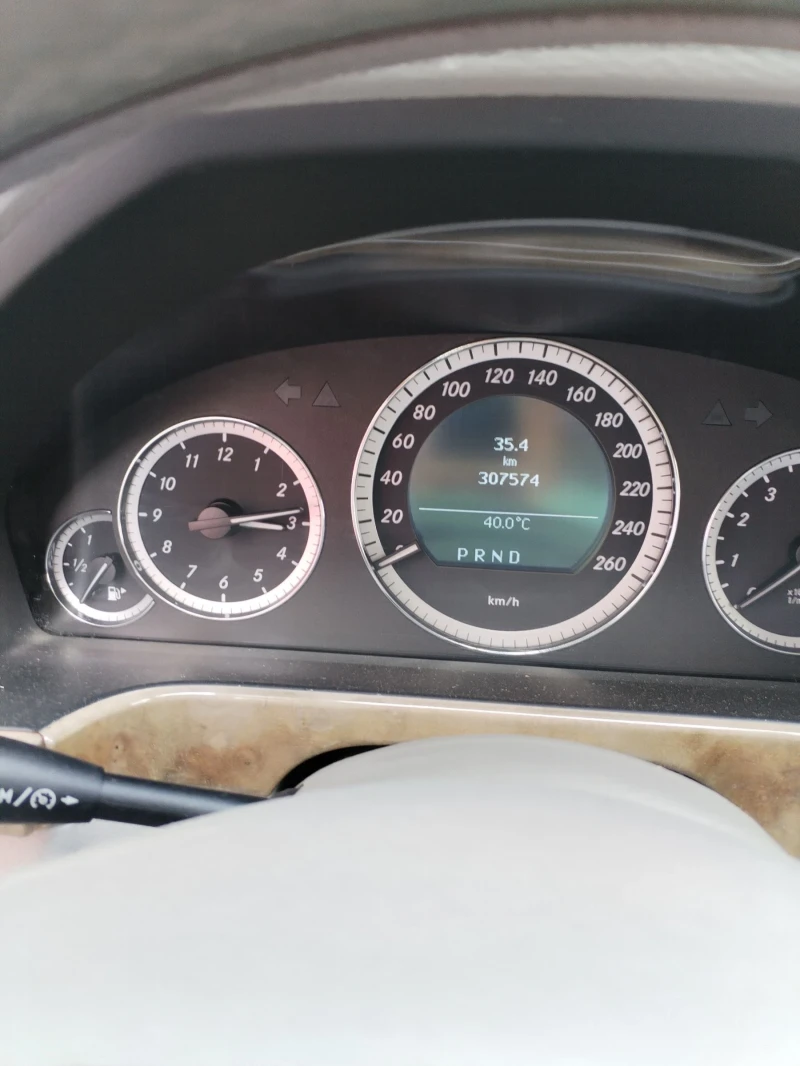 Mercedes-Benz E 250 212 , снимка 6 - Автомобили и джипове - 52181614