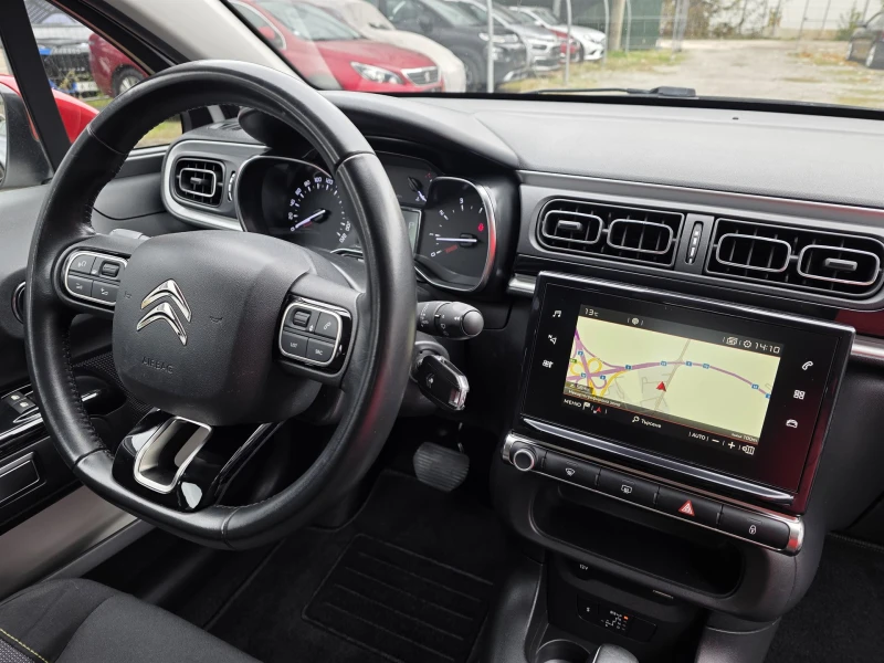 Citroen C3 1.2 PureTech Shine, снимка 13 - Автомобили и джипове - 52312283