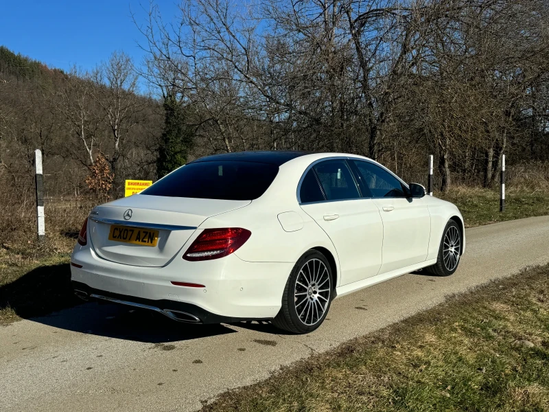 Mercedes-Benz E 220 d AMG pack digital, снимка 4 - Автомобили и джипове - 52955543