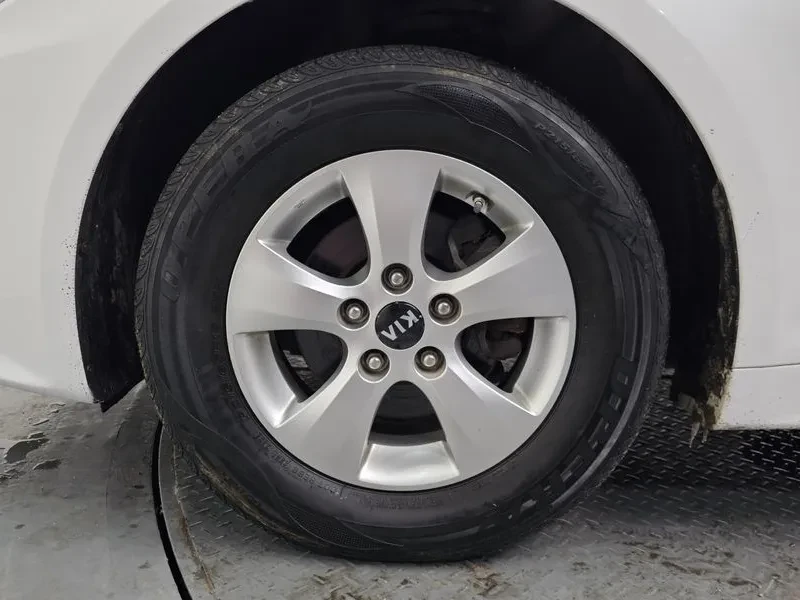 Kia K5 Lpi Deluxe - изображение 5