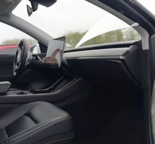 Tesla Model Y Perfromance, снимка 6 - Автомобили и джипове - 54706578