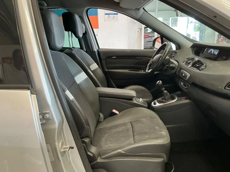 Renault Grand scenic Scenic 1.5 dCi Business, снимка 4 - Автомобили и джипове - 55387584
