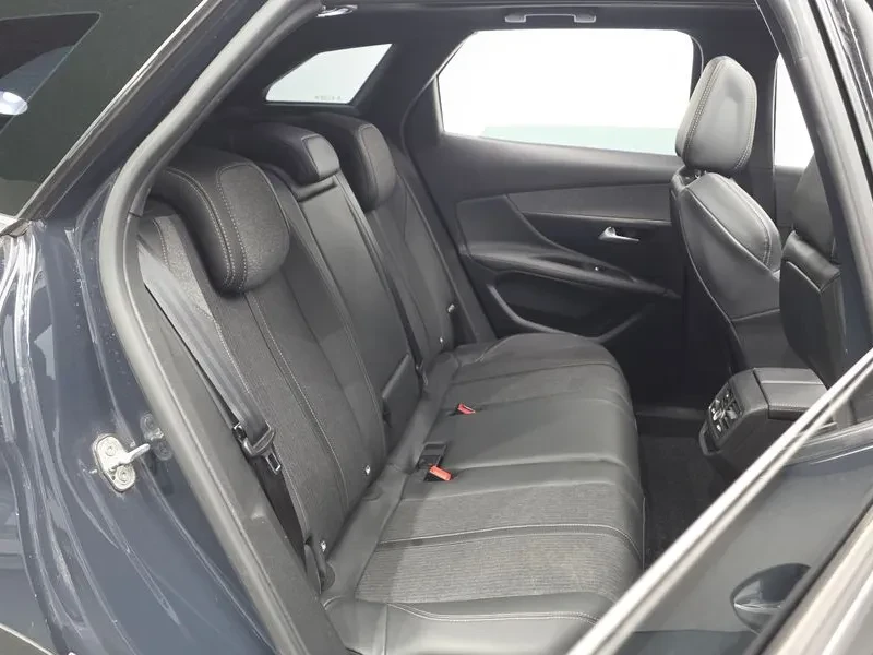 Peugeot 3008 1.5 BlueHDI GT - САМО 30% АВАНС, снимка 11 - Автомобили и джипове - 55987598